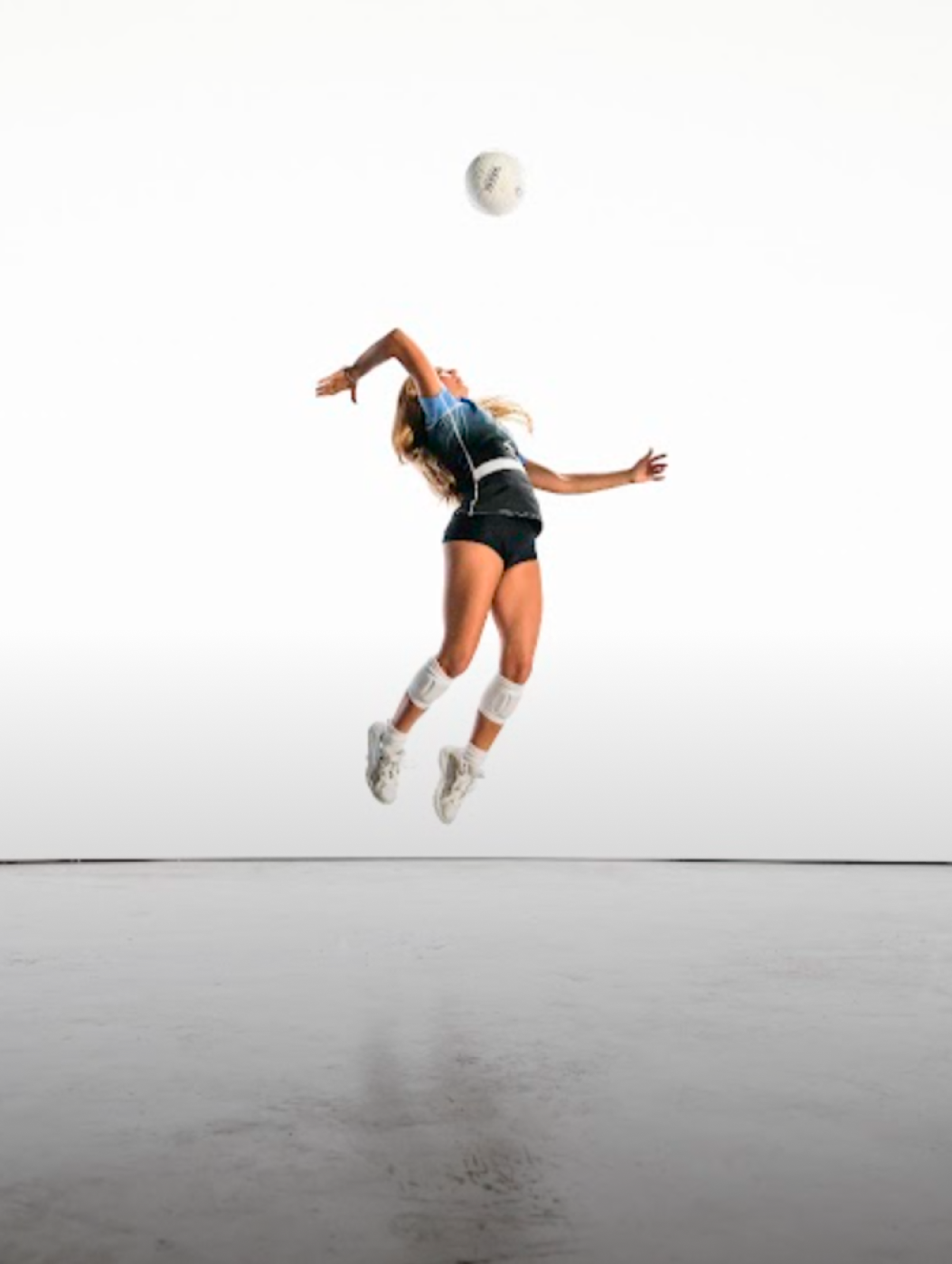Women's SwiftStep FUTURE Volleyball Court Shoe.